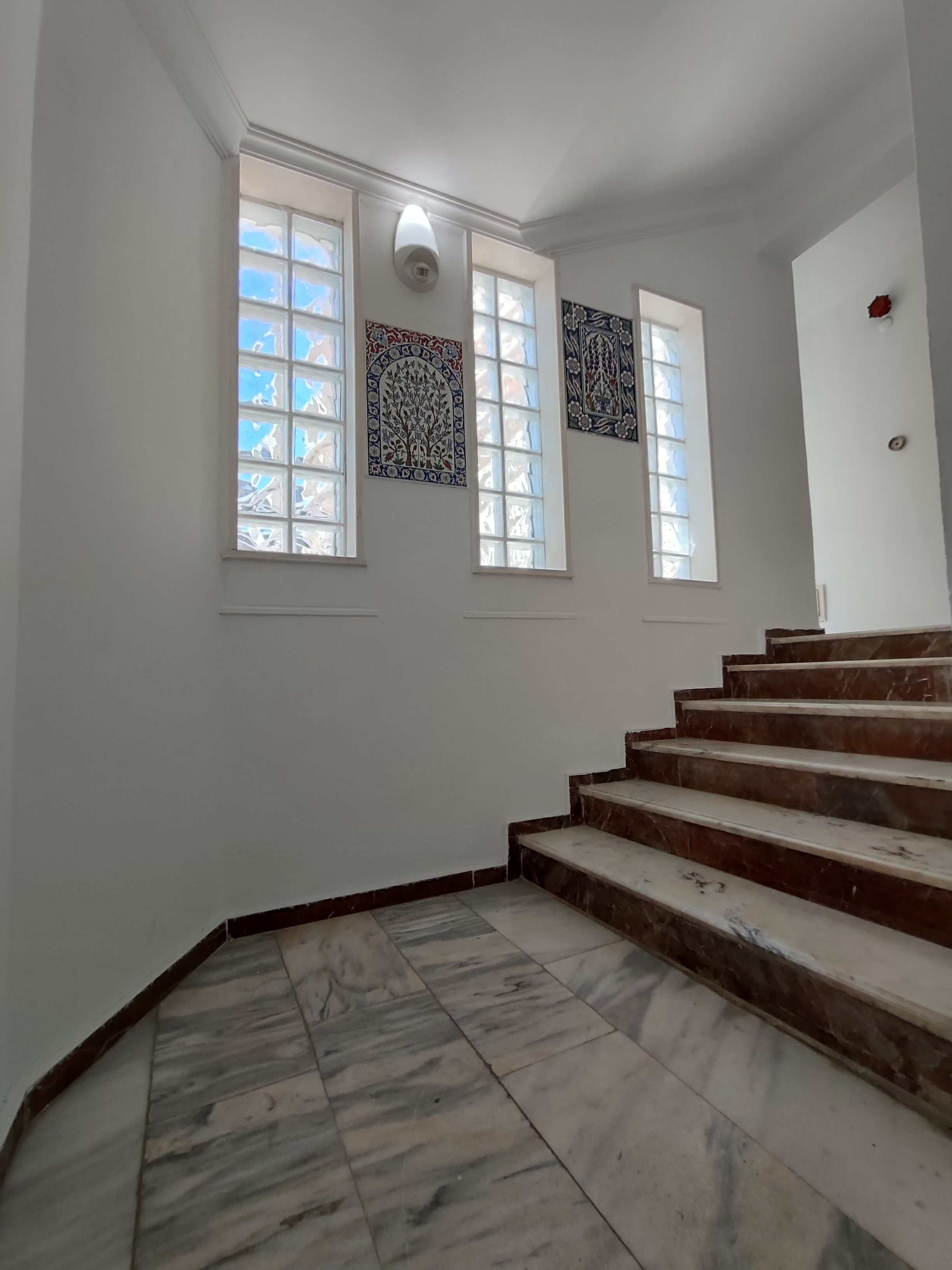 LGS - MARMARİS MERKEZDE DENİZE 300 METRE  ODA+KAHVALTI - 17