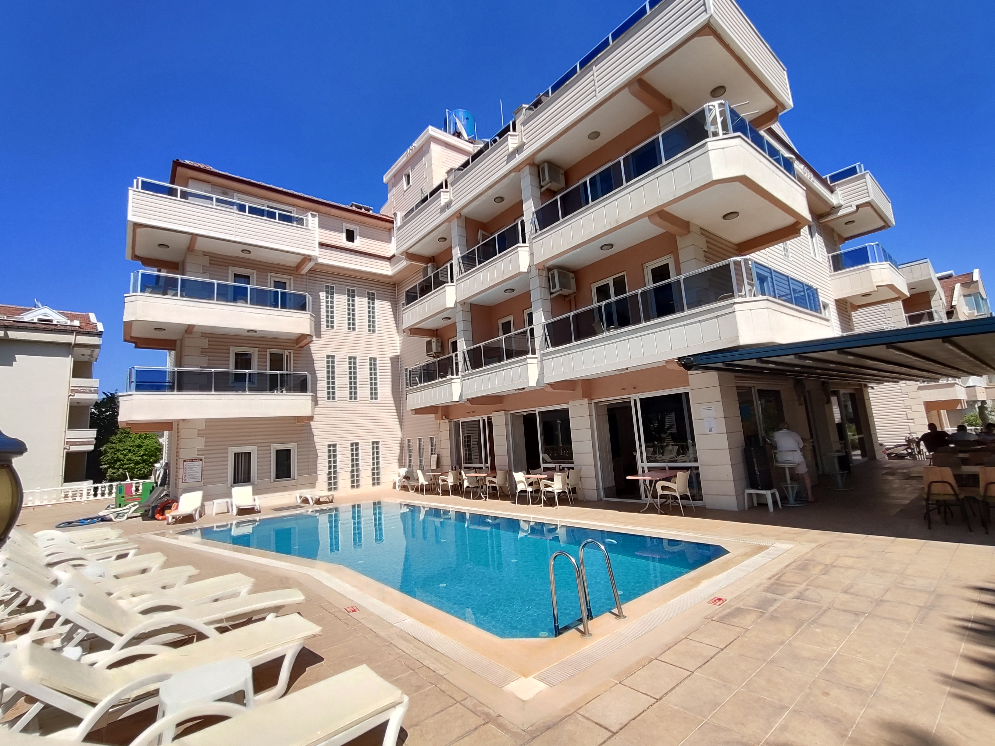 LGS - MARMARİS MERKEZDE DENİZE 300 METRE  ODA+KAHVALTI - 23